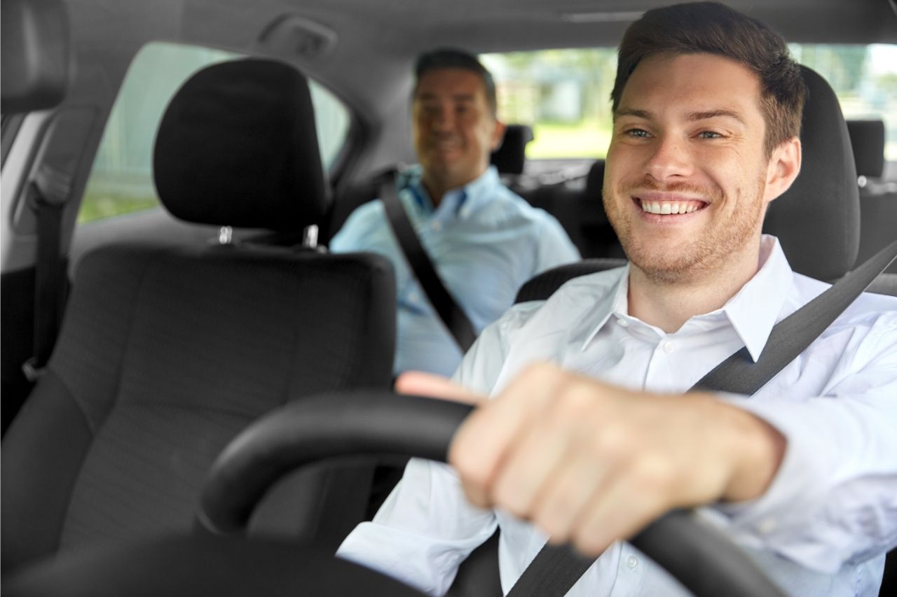 Do Taxi Drivers Have to Wear Seat Belts in the UK?